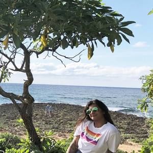 Meet your Posher, Angie